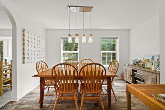33 Red Feather Road B photo 10