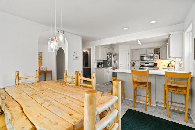 33 Red Feather Road B photo 13