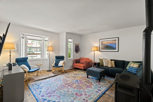 33 Red Feather Road B photo 14