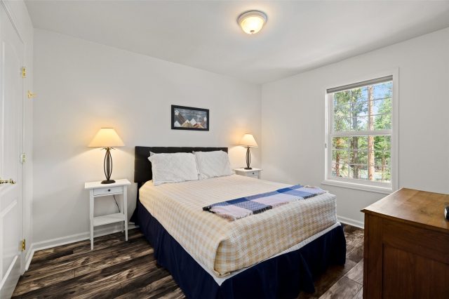 33 Red Feather Road B photo 22