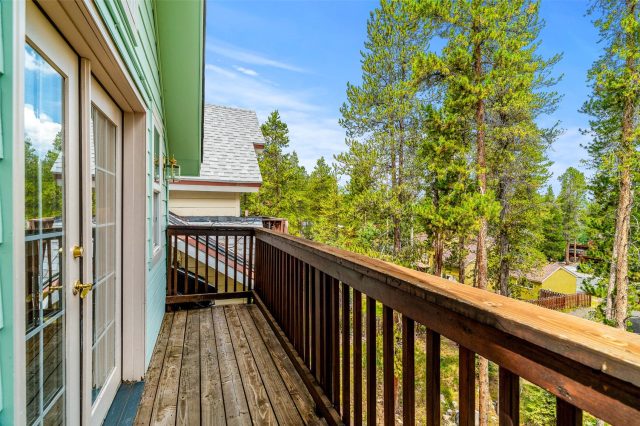 33 Red Feather Road B photo 34