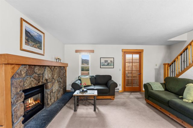 109 Hawn Drive 109 photo 4