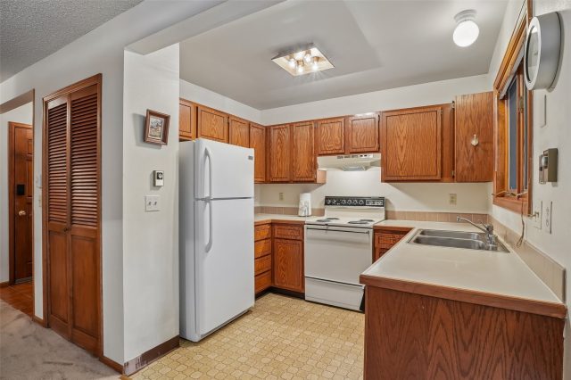 216 Creekside Drive 1 photo 15
