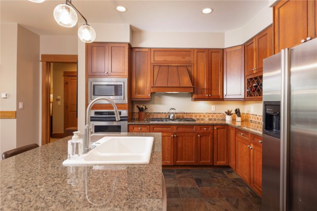 280 Trailhead Drive 3020 photo 11