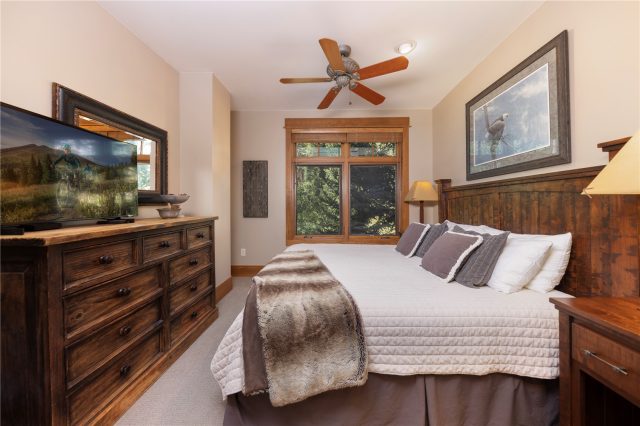 280 Trailhead Drive 3020 photo 12