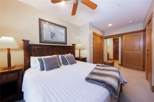 280 Trailhead Drive 3020 photo 14