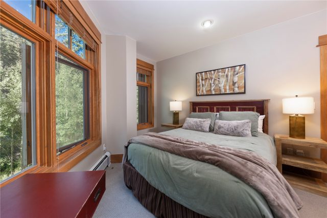 280 Trailhead Drive 3020 photo 18