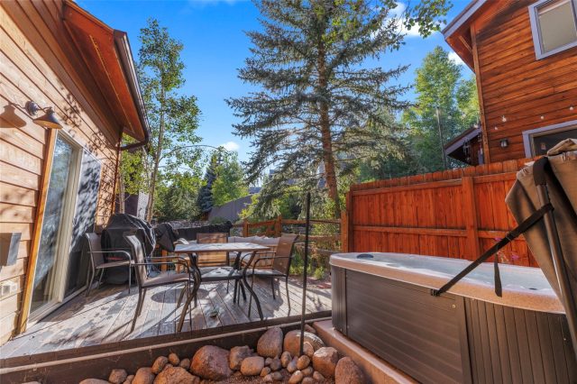 422 W Coyote Drive photo 30