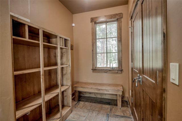 1946 Highlands Drive photo 21