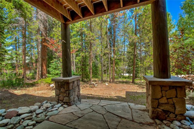 1946 Highlands Drive photo 44