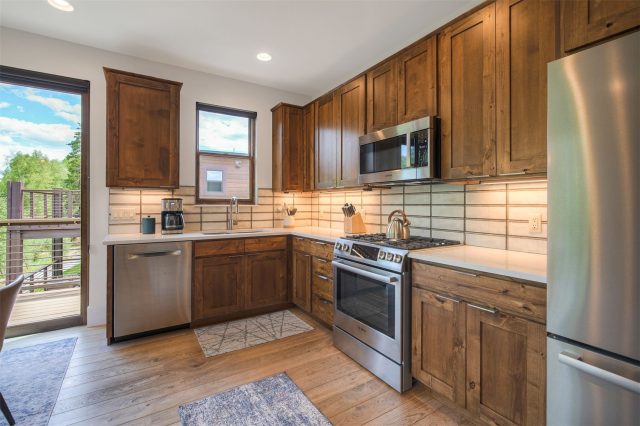 1070 Blue River Parkway 302 photo 11