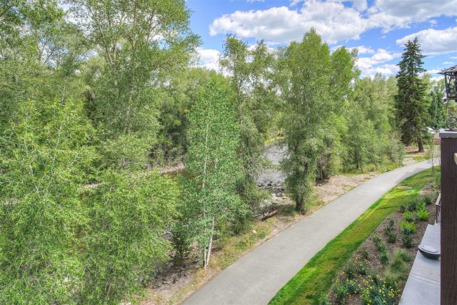 1070 Blue River Parkway 302 photo 17