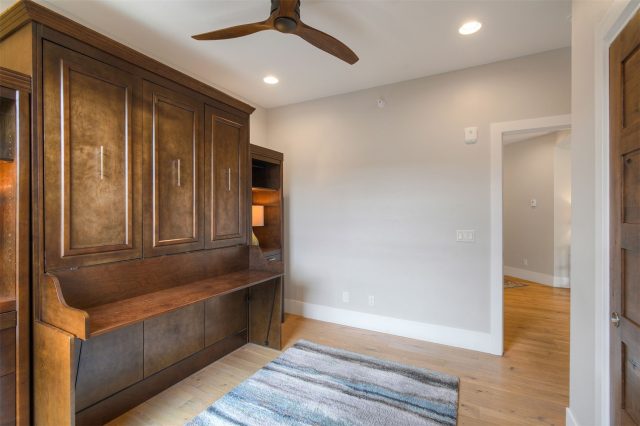 1070 Blue River Parkway 302 photo 27