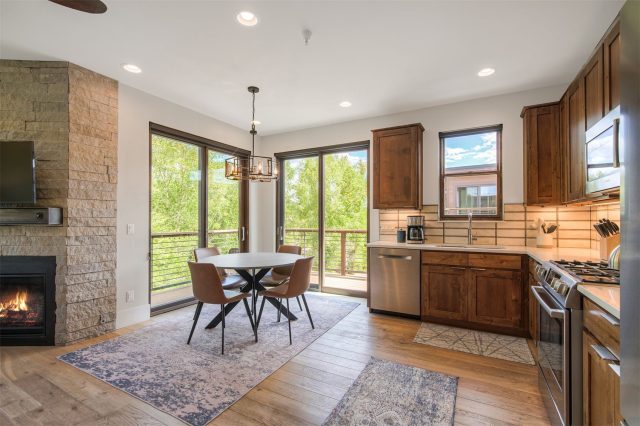 1070 Blue River Parkway 302 photo 7