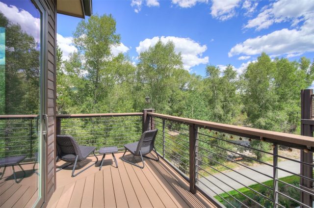 1070 Blue River Parkway 302 photo 9