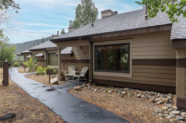 210 Tennis Club Road 1624 photo 29