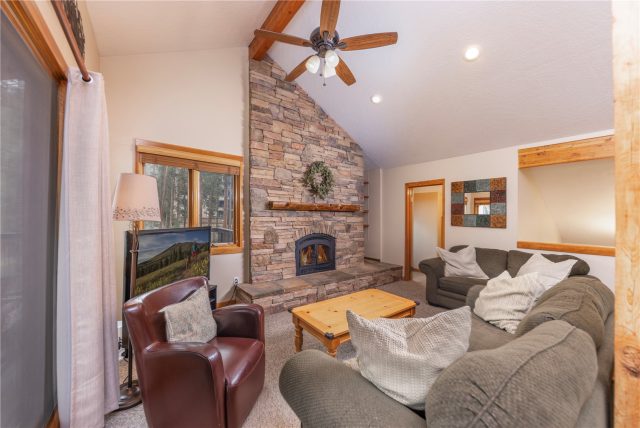 210 Tennis Club Road 1624 photo 4