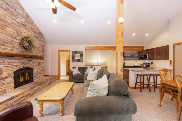 210 Tennis Club Road 1624 photo 5