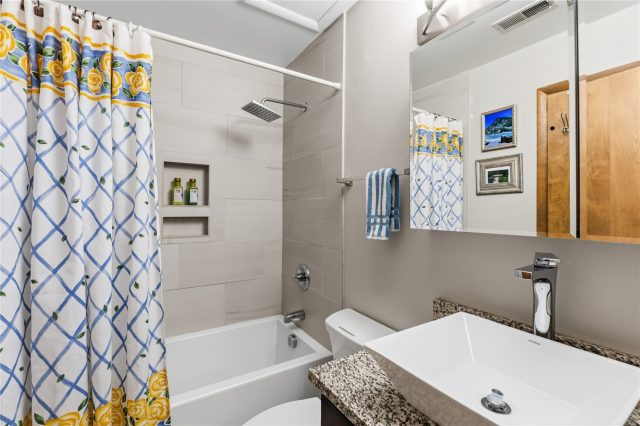 670 S 7th Avenue 139 photo 12