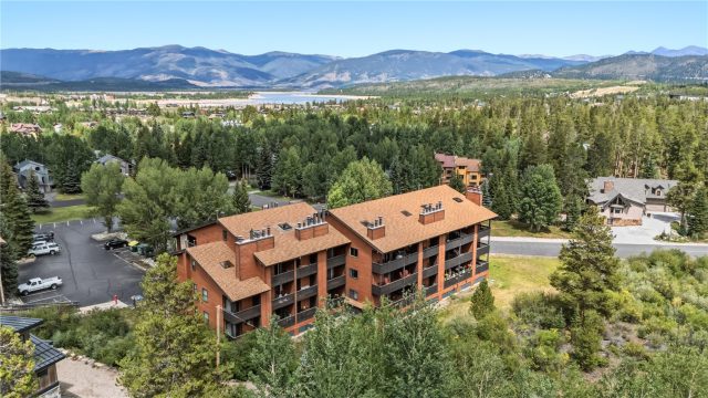 670 S 7th Avenue 139 photo 15