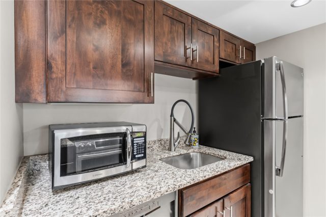 670 S 7th Avenue 139 photo 8