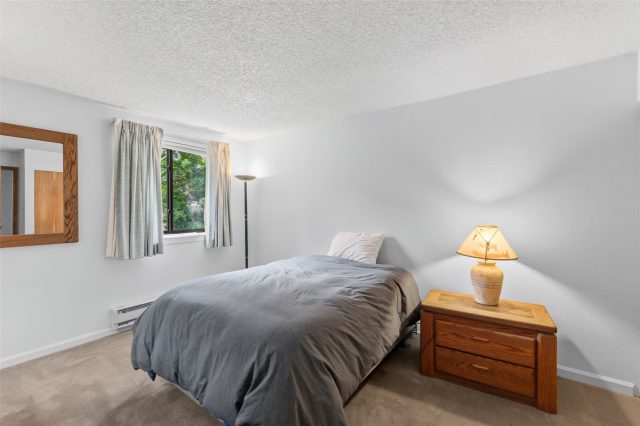 32 Corinthian Circle 303 photo 26