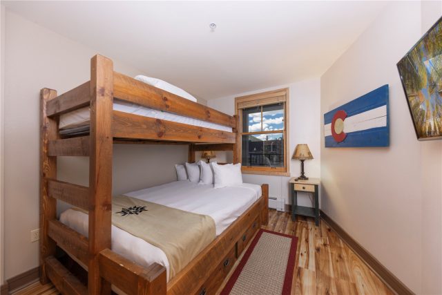 140 Ida Belle Drive 8281 photo 15