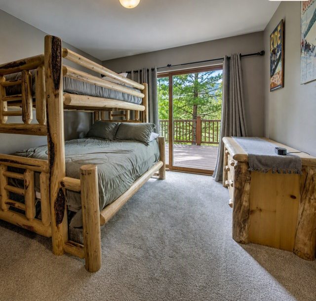 70 Oak Lane 70 photo 29