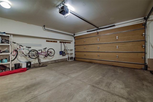 70 Oak Lane 70 photo 33