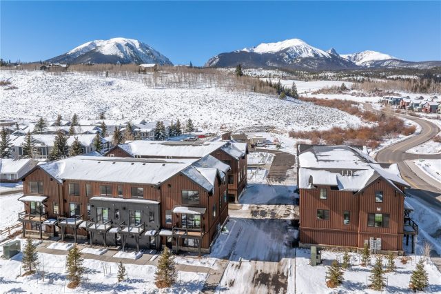 Townhome in Arrowleaf Townhomes, Silverthorne, CO (MLS S1071106)