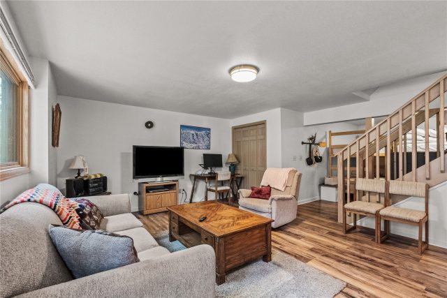26 Hawn Drive photo 36
