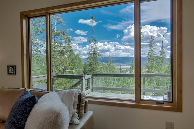 102 Thimbleberry Way photo 3