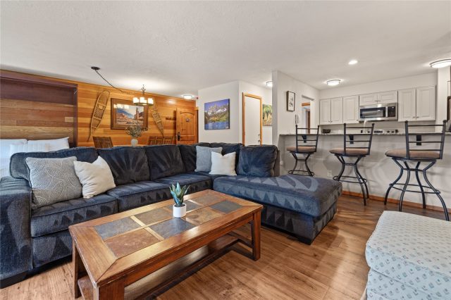 22320 Us Highway 6 1770 photo 4