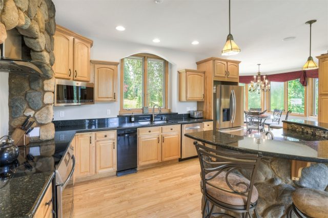 35 Fletcher Court photo 12