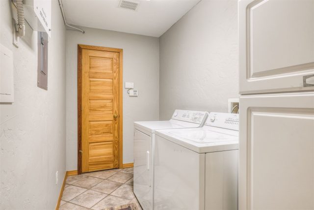 35 Fletcher Court photo 44
