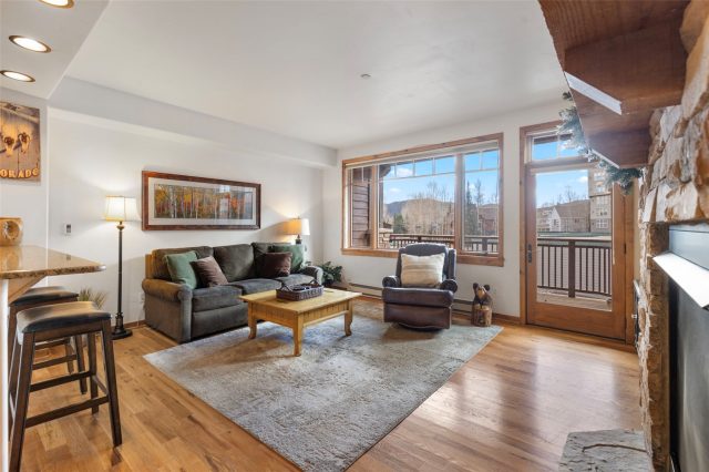 1101 Divide Road 207 photo 6