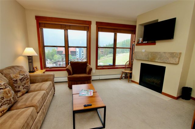 184 Copper Circle 401 photo 12