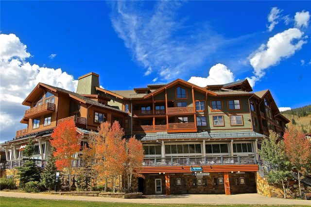 184 Copper Circle 401 photo 22