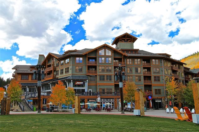 184 Copper Circle 401 photo 23