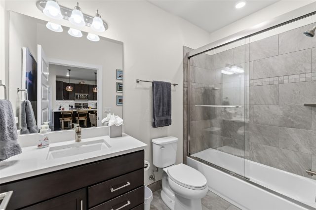 75 Clearwater Way 303 photo 23
