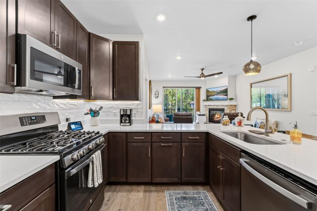 75 Clearwater Way 303 photo 3