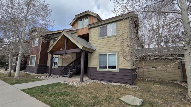 720 Lakepoint Drive B6 photo 12