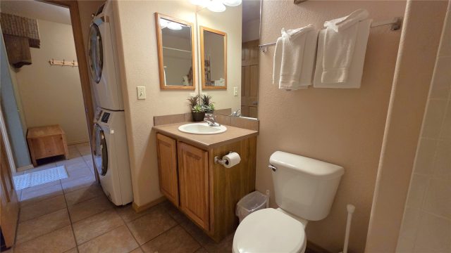 720 Lakepoint Drive B6 photo 21