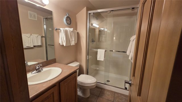 720 Lakepoint Drive B6 photo 29