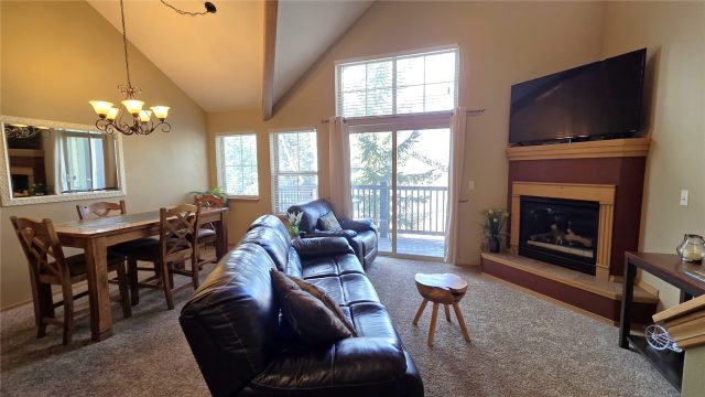 720 Lakepoint Drive B6 photo 4