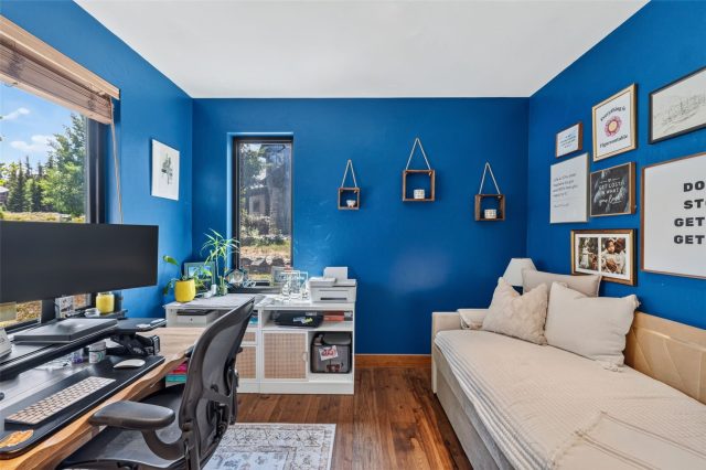 10 Dylan Court photo 18