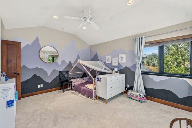 10 Dylan Court photo 28