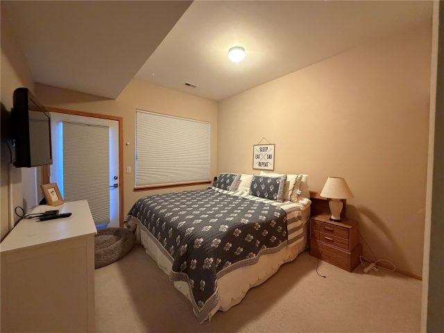 41 Deborah Lane D photo 11