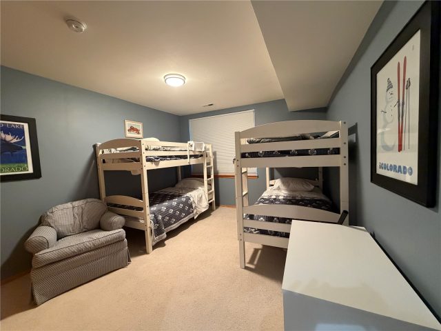 41 Deborah Lane D photo 13