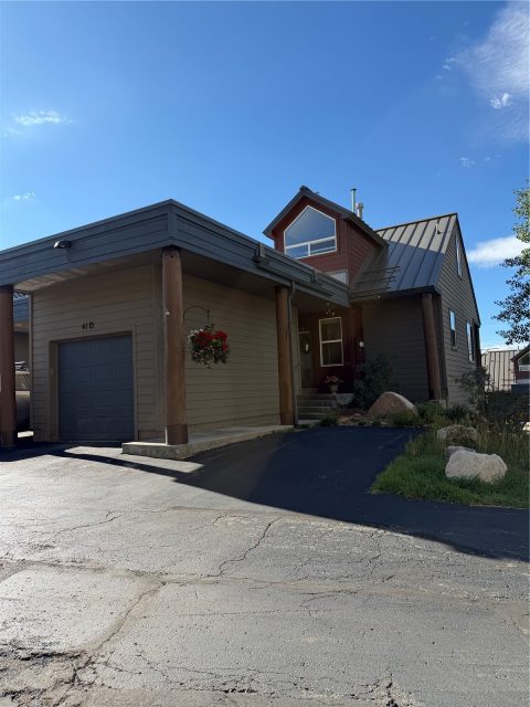 41 Deborah Lane D photo 2